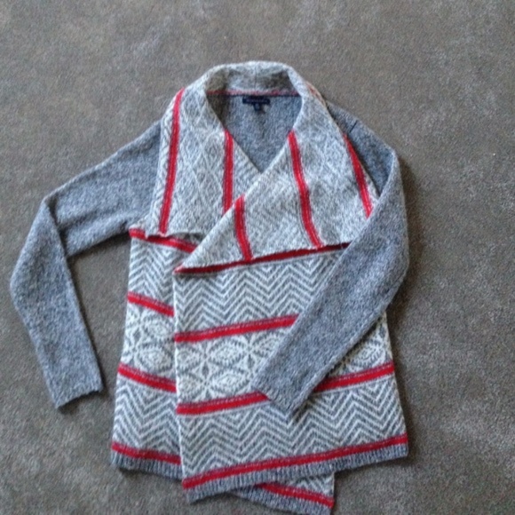American Eagle Aztec Long Sleeve Cardigan - Picture 2 of 4